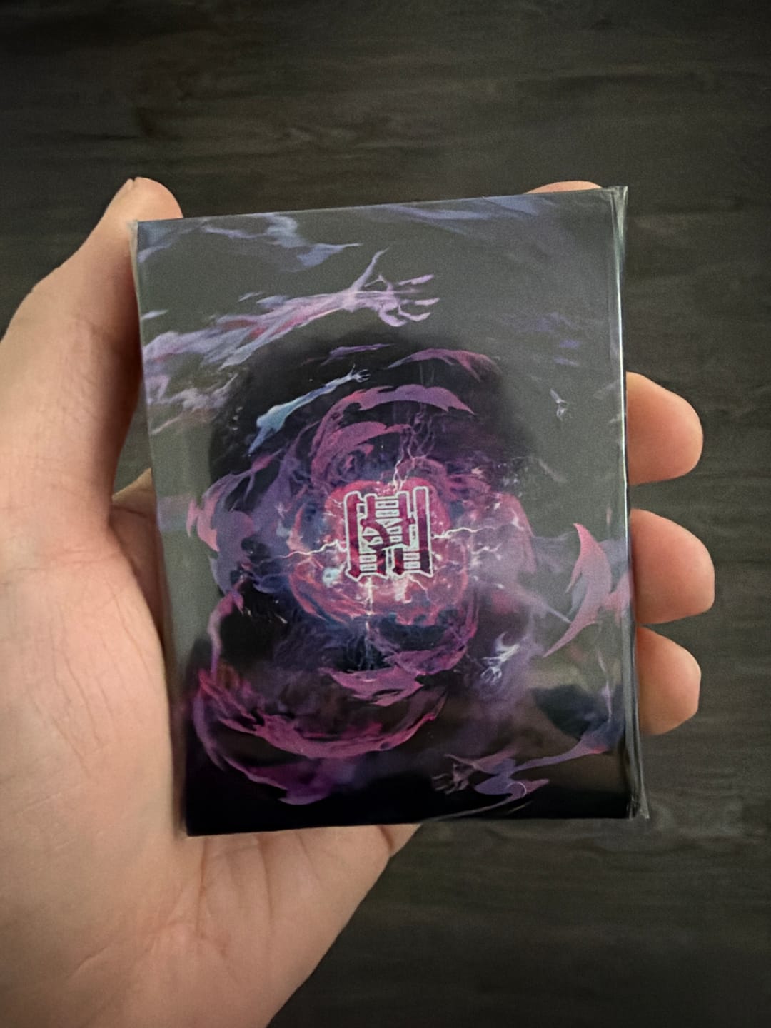 Customer photo review of ELITE SERIES - DARKNESS HOLO SLEEVES (70 PCS)