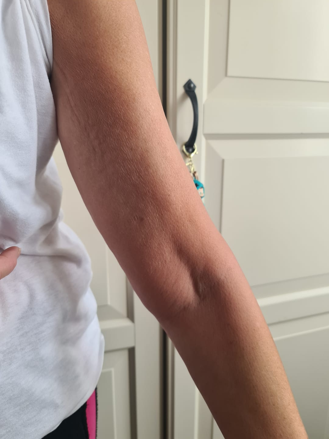 Customer photo review of Crema rassodante braccia ed interno coscia