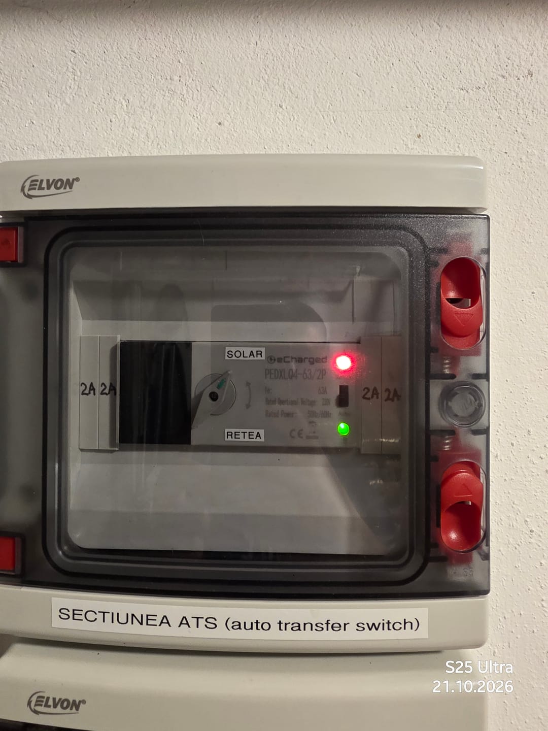 Customer photo review of Comutator de transfer automat monofazat pentru panouri fotovoltaice 230V 63A ATS