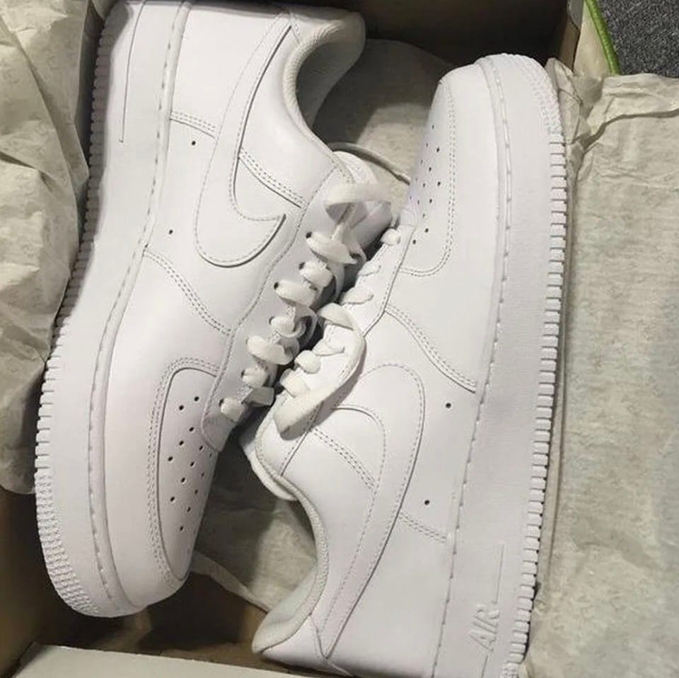Customer photo review of Nike Air Force 1 07' Low "White