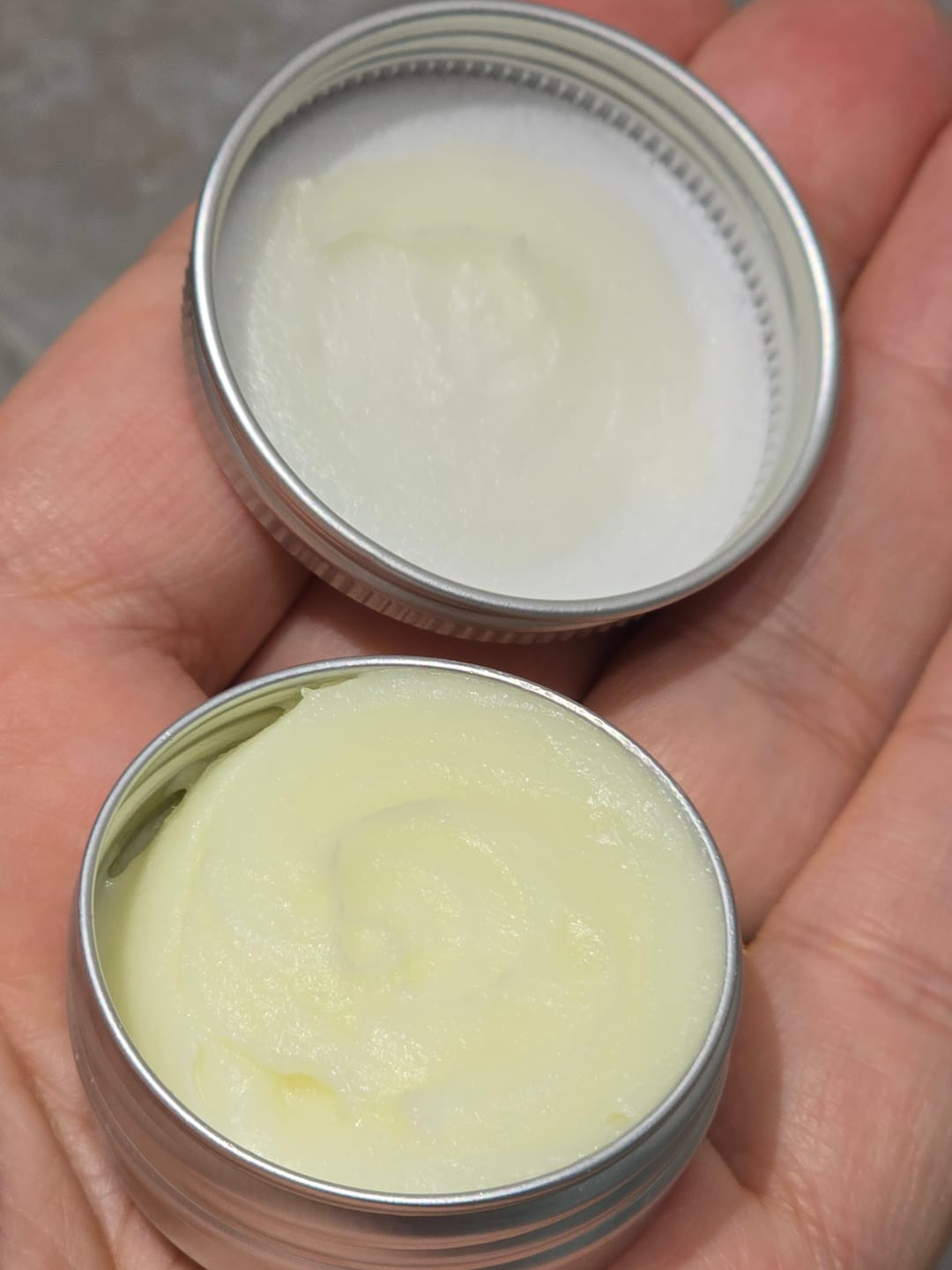 Customer photo review of Face Cream Sample Tin