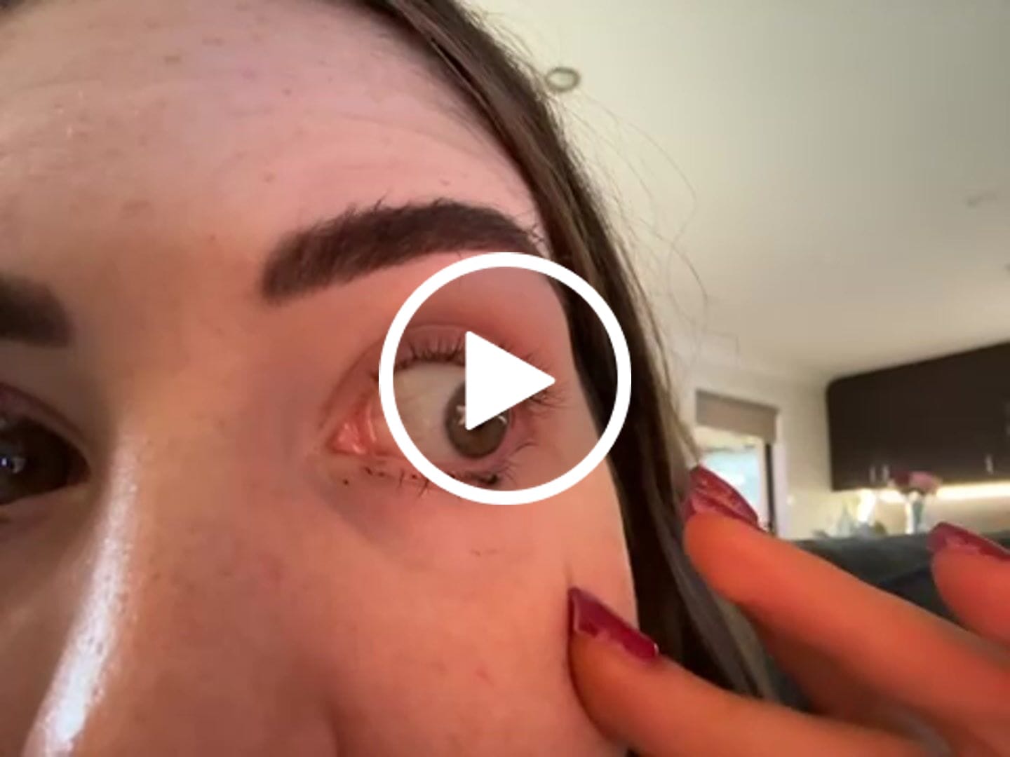 Customer video review of Infinaluxe Pre-Glued Lash Extensions