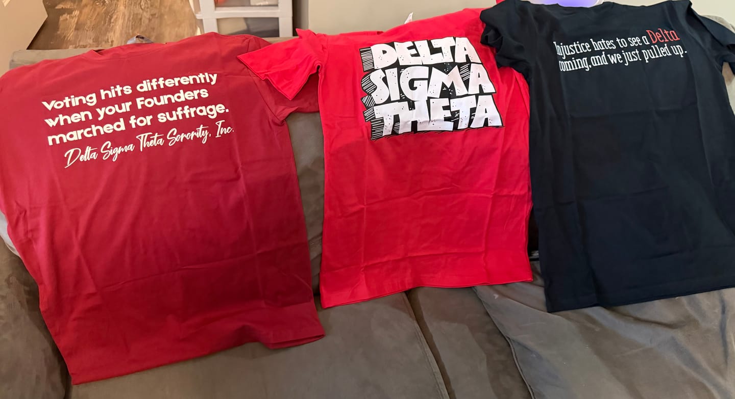 Customer photo review of Short Sleeve Pull Up Tee Trio