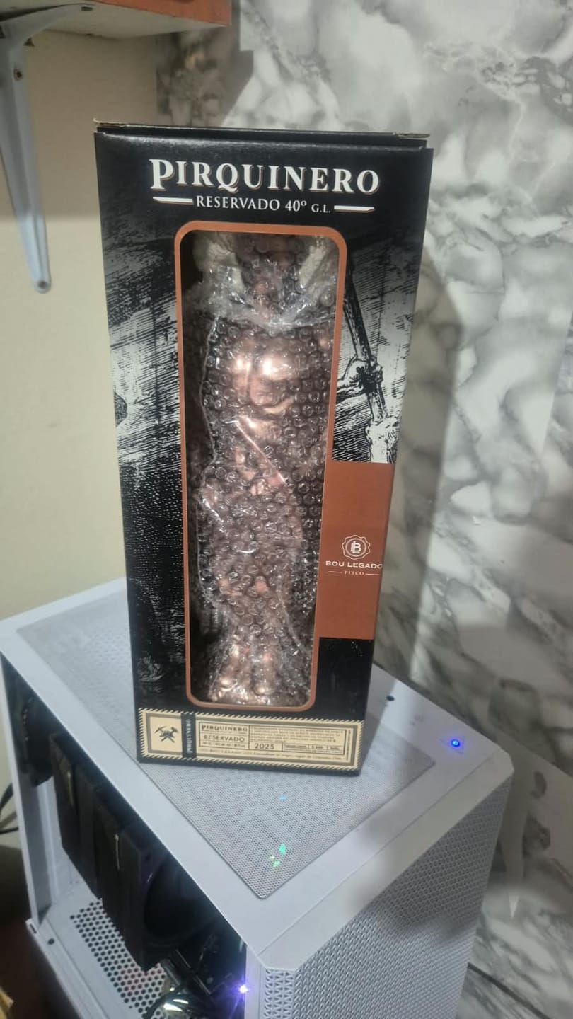 Customer photo review of Pisco Pirquinero 40º Cobre Blanco 750 ml