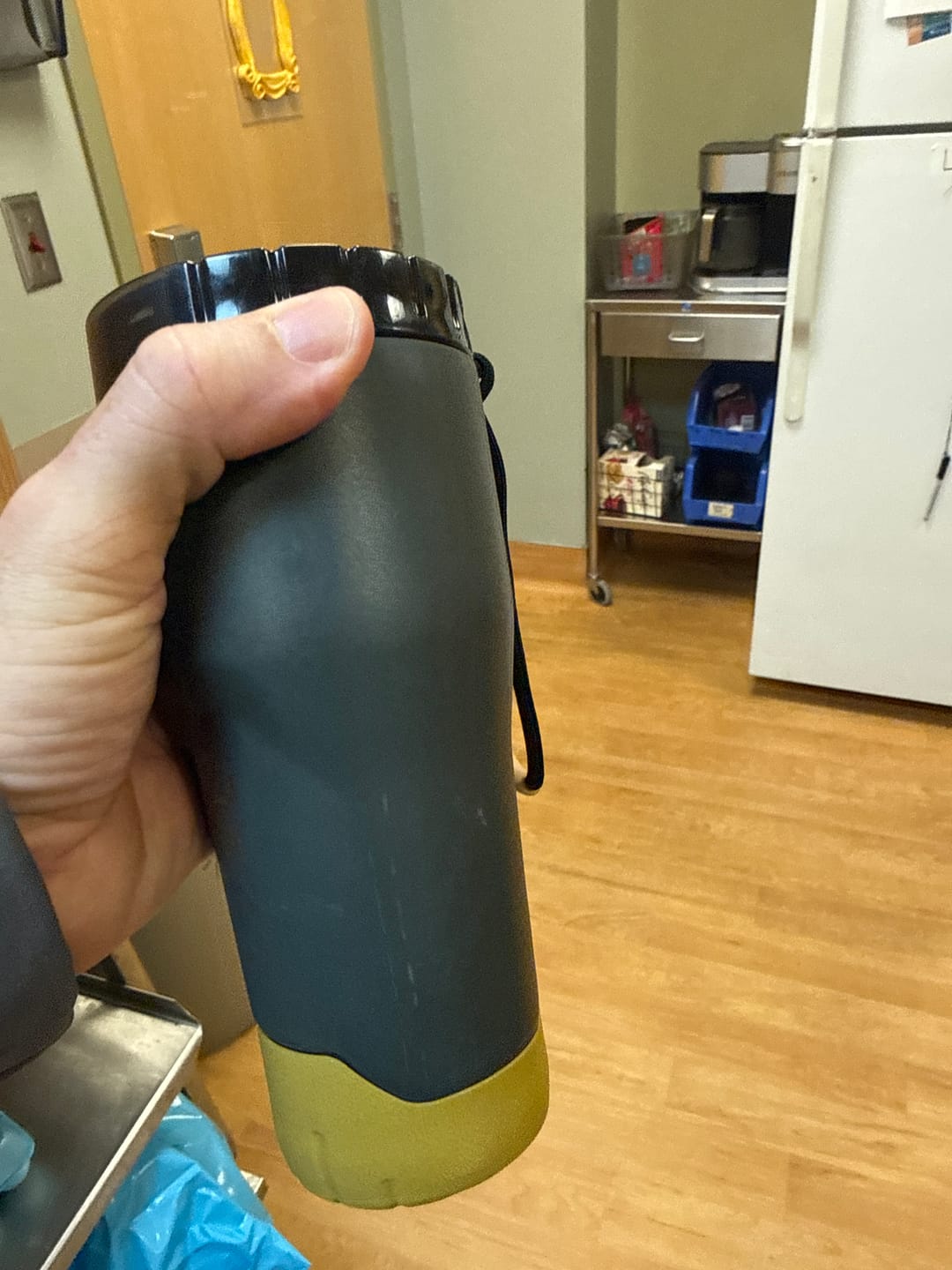Customer photo review of Manolytes Daily Electrolytes