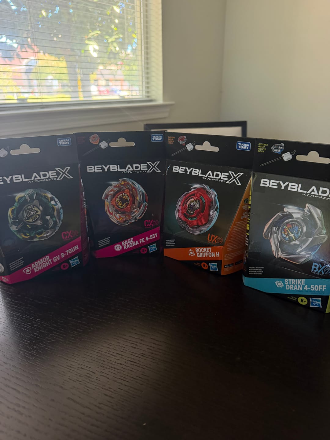 Customer photo review of HASBRO Beyblade X Starter Knight Fortress / Armor Knight GV8-70UN
