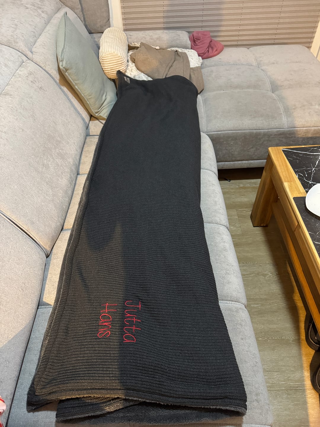 Customer photo review of Kuscheldecke mit Baumwollstrick · Dunkelgrau