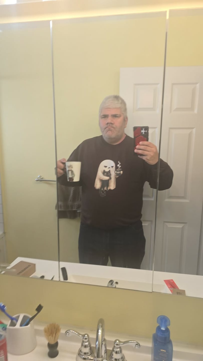 Customer photo review of Sweatshirt Fantôme Chat