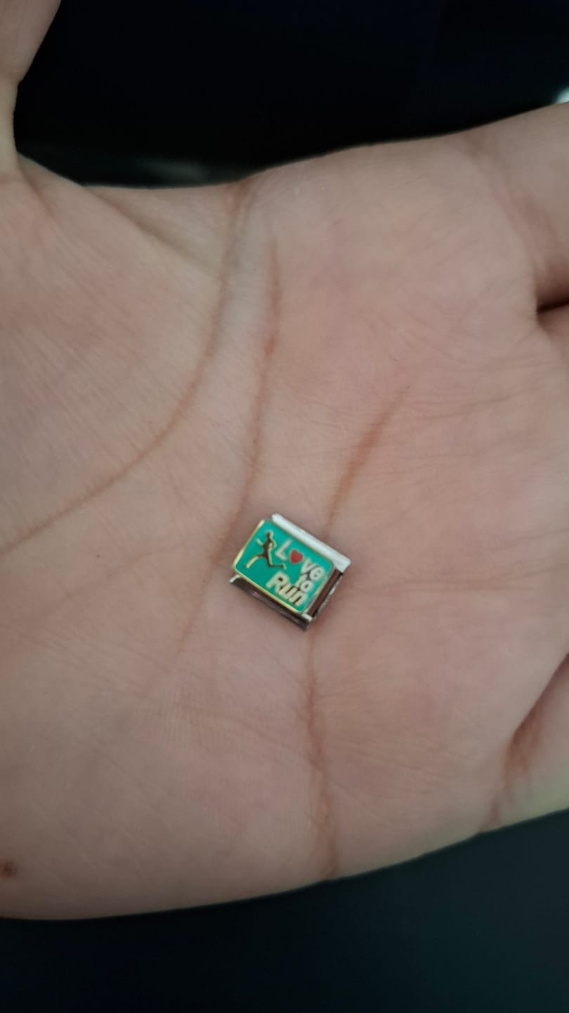 Customer photo review of Charm Run Correr