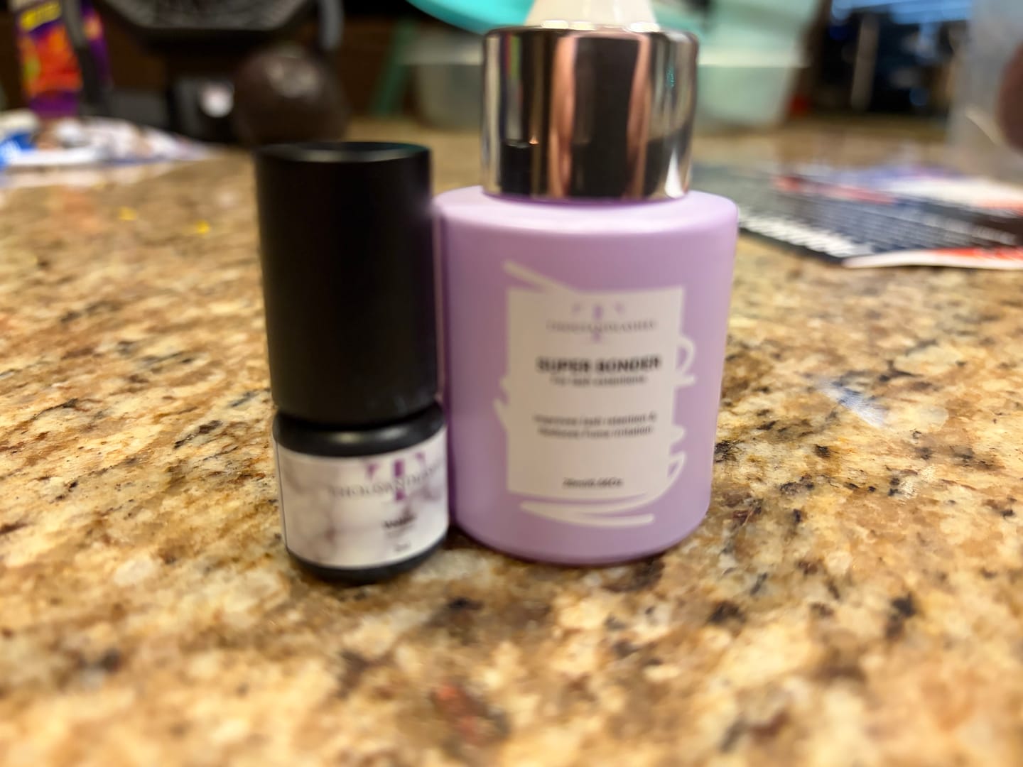 Customer photo review of LASH ADHESIVE SAMPLE