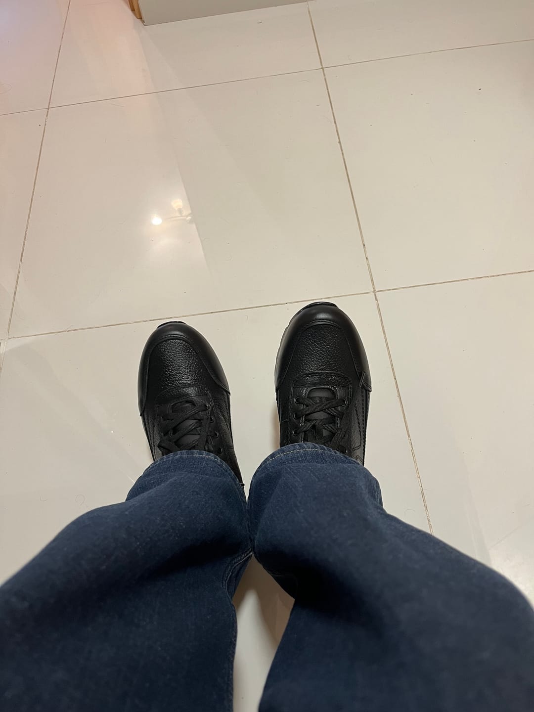 Customer photo review of Tenis Toronto - Negro