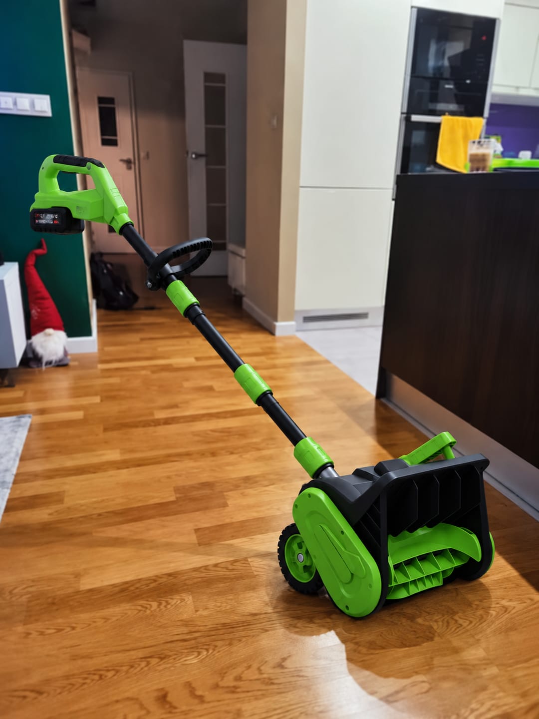 Customer photo review of Electric Snow Shovel