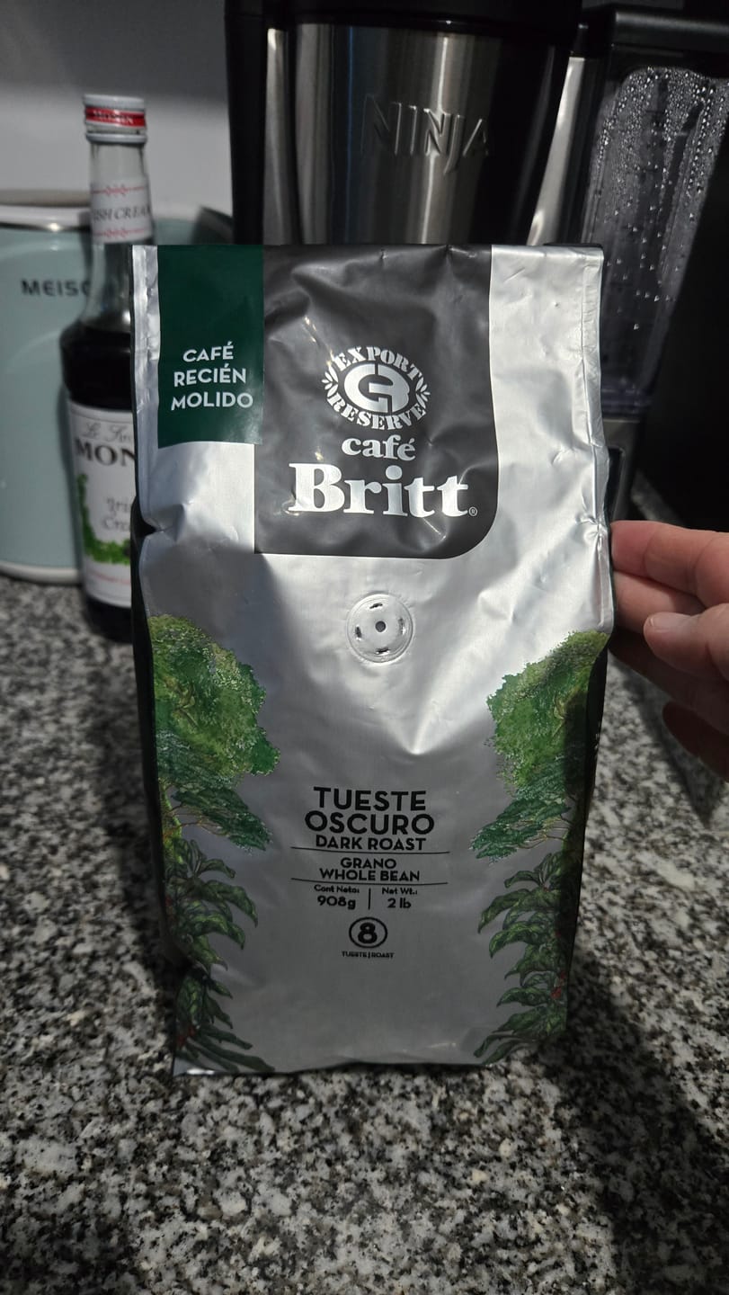Customer photo review of Café Britt Tueste Oscuro Molido