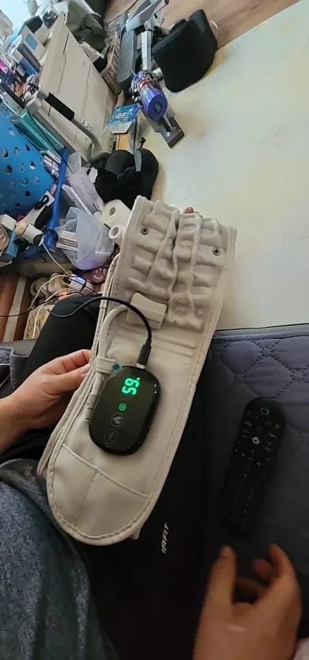 Customer photo review of Fascia Riscaldante Massaggiante Lombare DolorOff