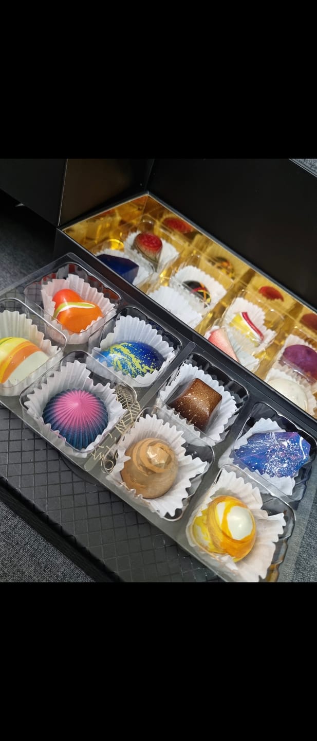 Customer photo review of The Petite Gold Sampler, Signature