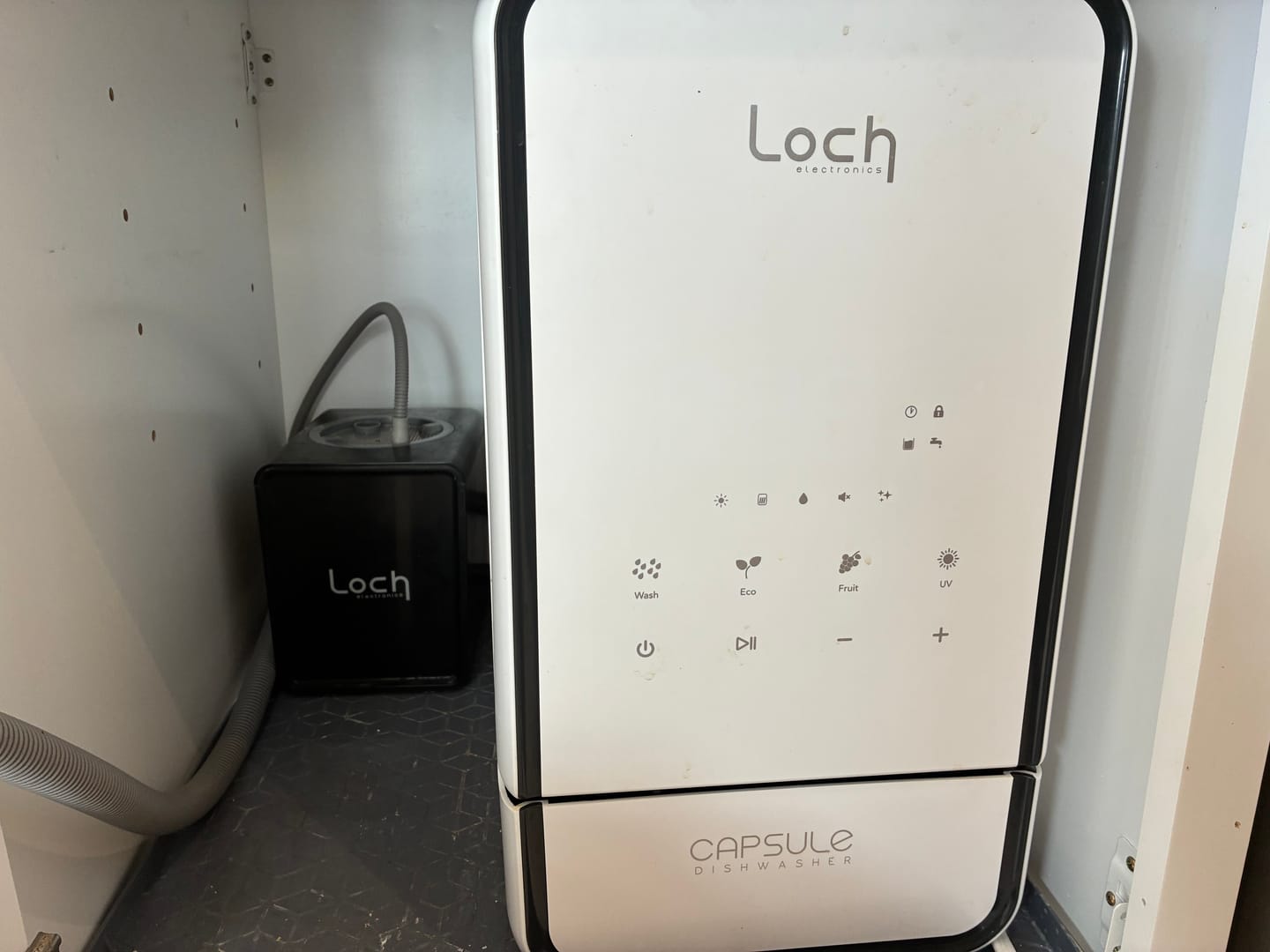 Customer photo review of Capsule Dishwasher