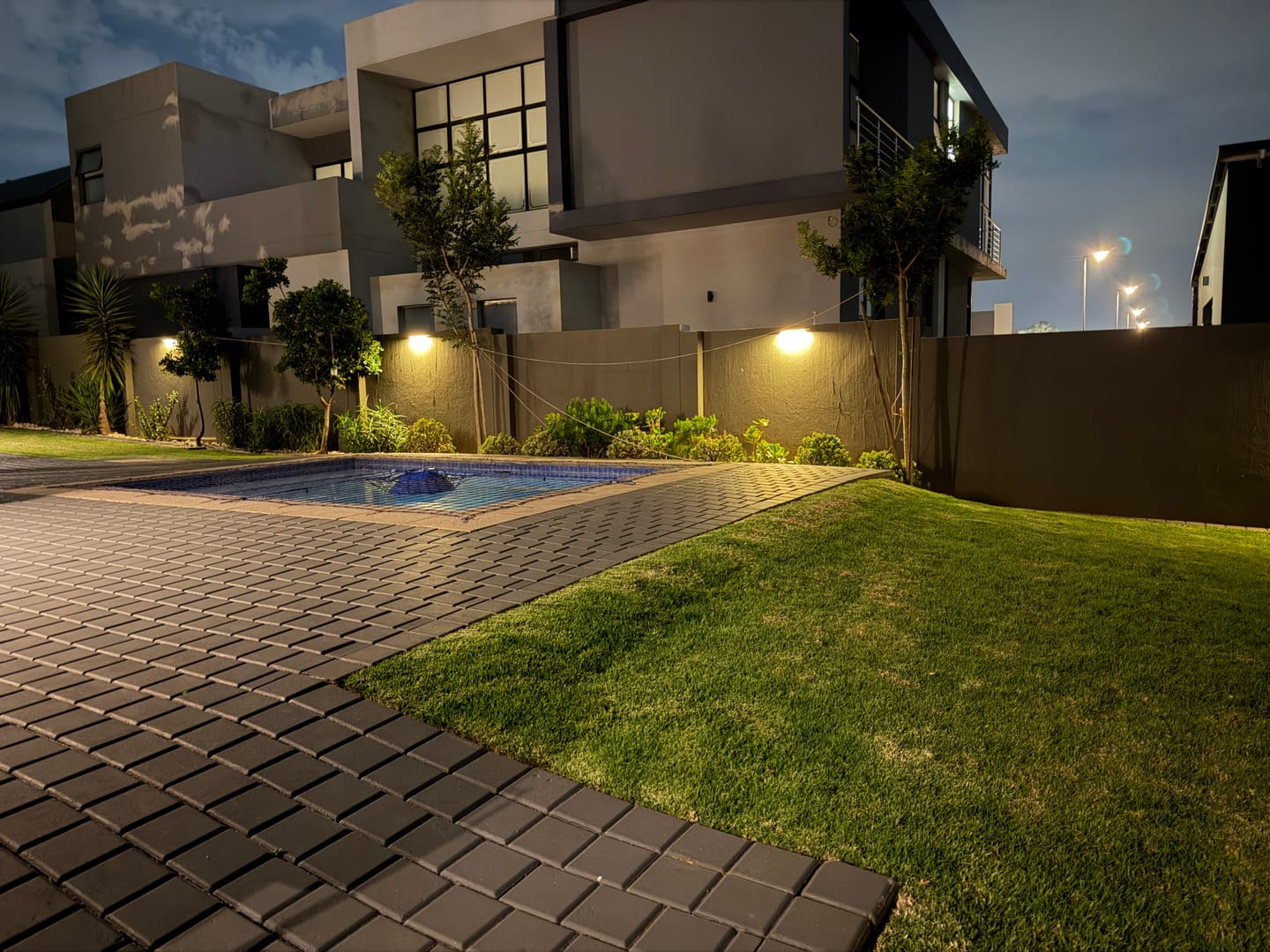 Customer photo review of Solar Wall Light with Motion Sensor