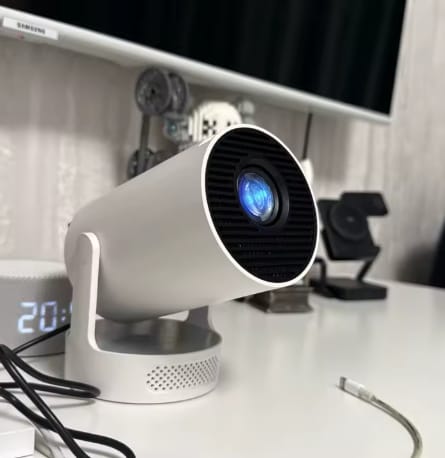 Customer photo review of Comic Book Projector