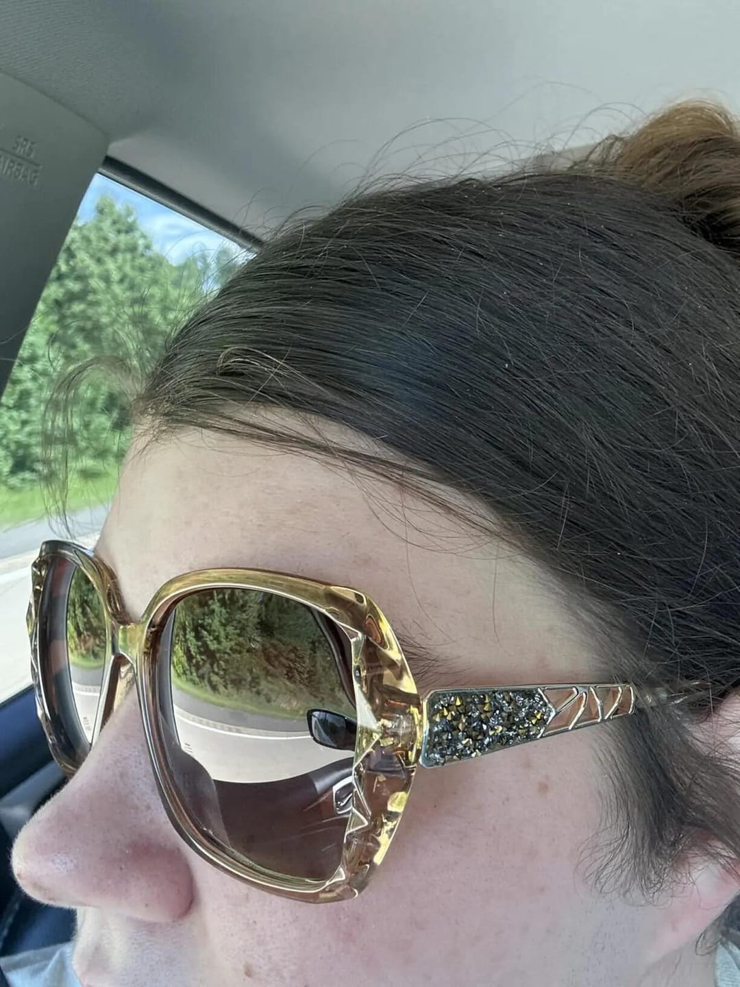 Customer photo review of Heloise Shades
