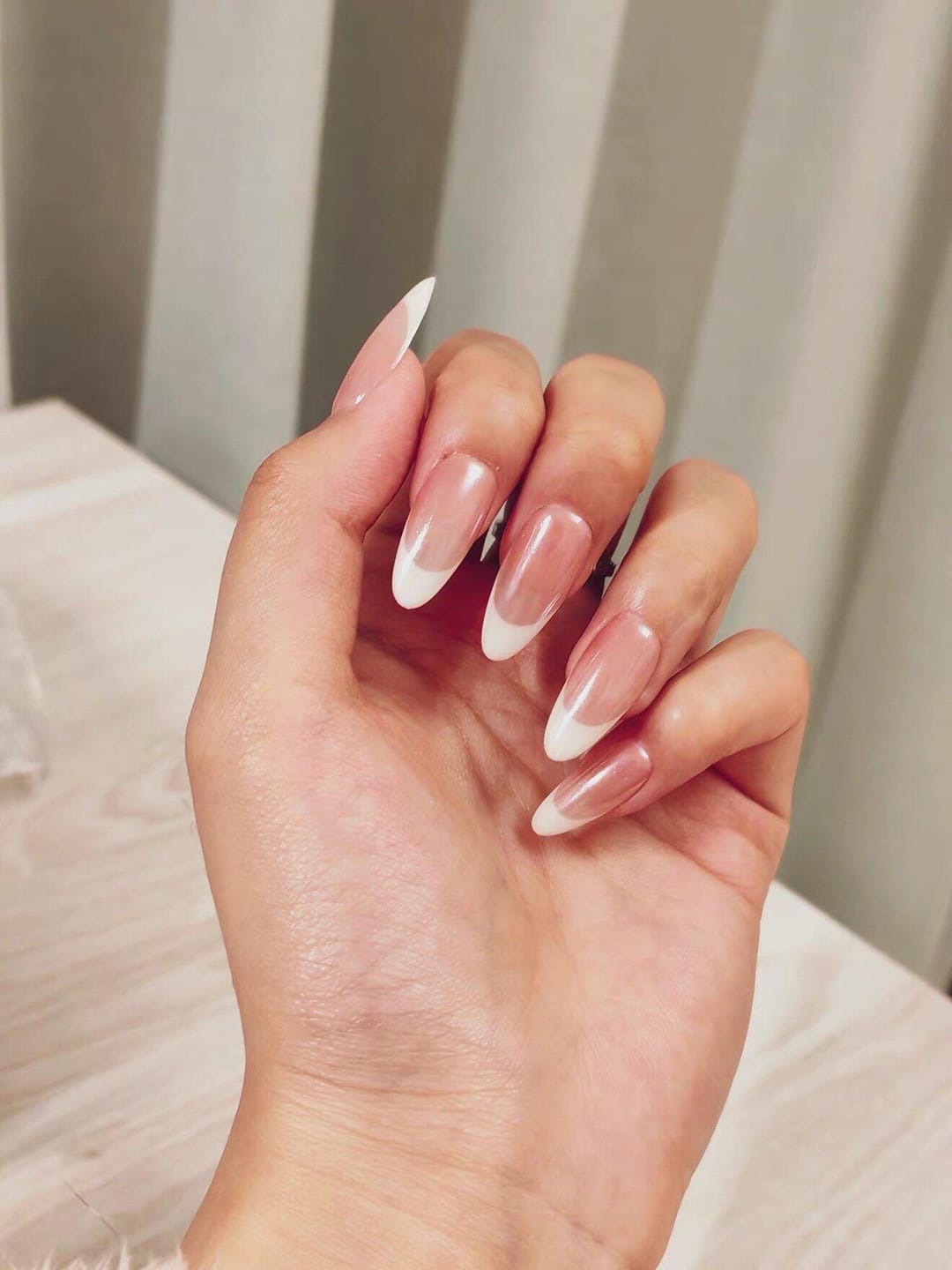 Customer photo review of Chrome French | Medium-Long Almond
