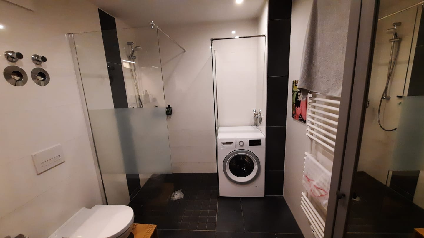 Customer photo review of Duschwand Walk-In ESG, Klarglas