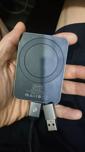 Customer photo review of ORICO K20MINI Ultra-Slim Magnetic Portable SSD for iPhone