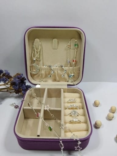 Customer photo review of Petite boîte à bijoux originale – Mini écrin unique