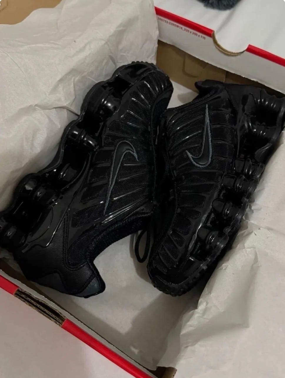 Customer photo review of NIKE SHOX TL BLACK MAX