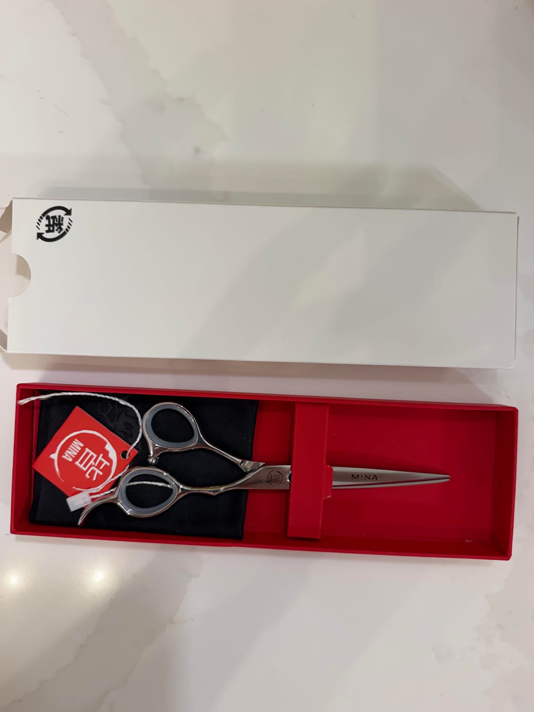 Customer photo review of Mina Umi Haircutting Shears
