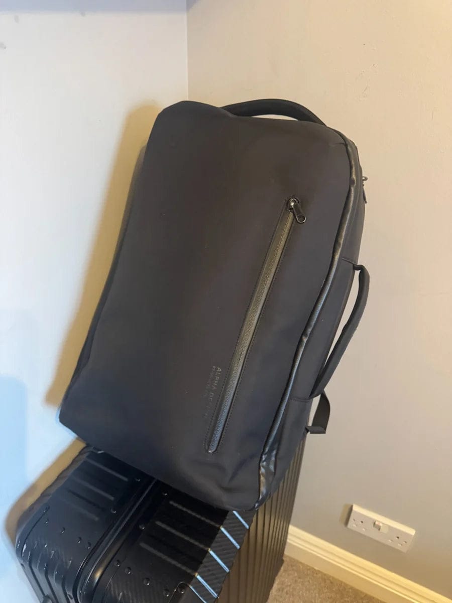 Customer photo review of Runaway Bag™