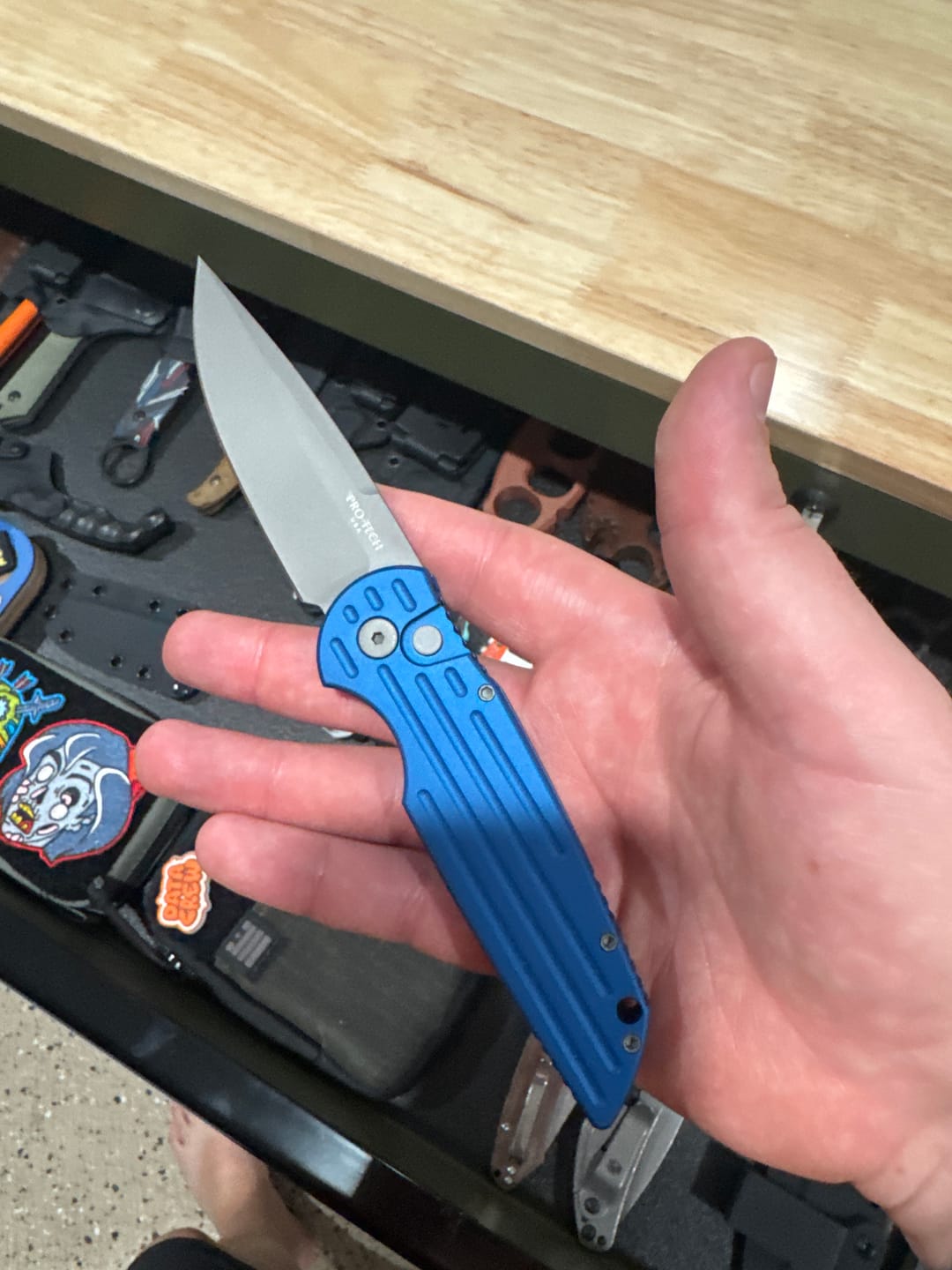 Customer photo review of The Back Door: Pro-Tech TR-3 Tactical Response 3 Auto - Blue Grooved Aluminum, 3.5" 154CM - Made in USA (TR-3 Blue) (Trade In)