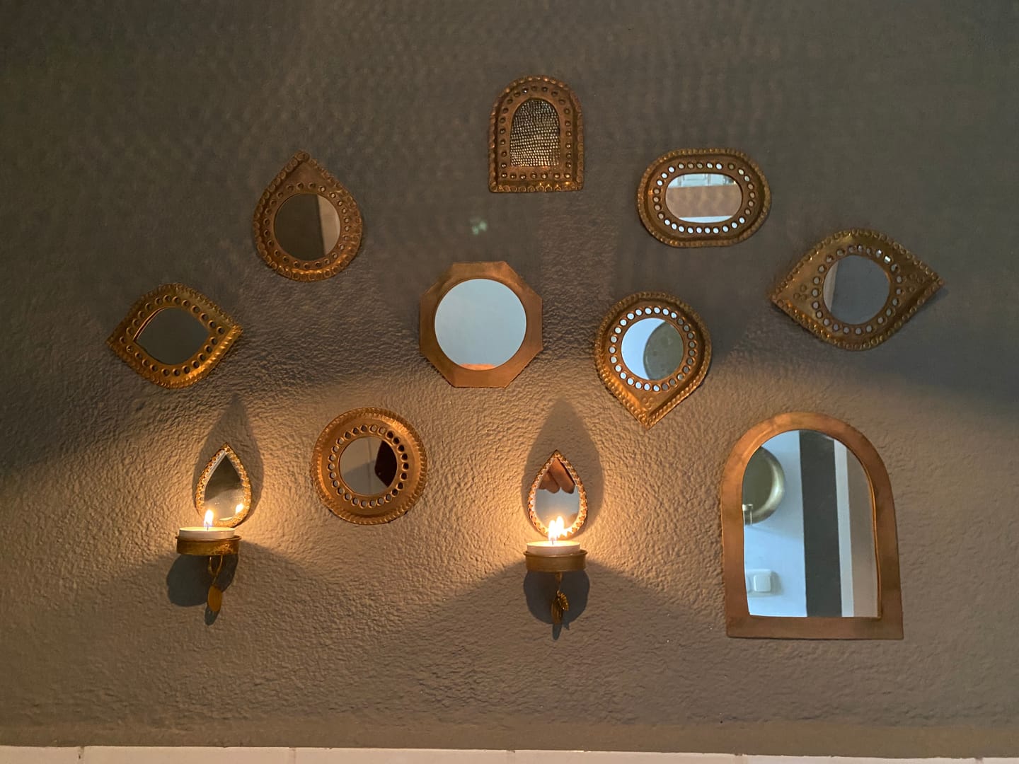 Customer photo review of Tealight Holder Round Mirror