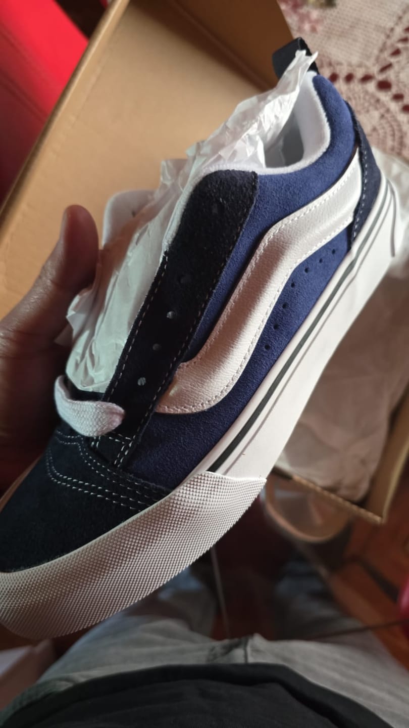 Customer photo review of Zapatilla Vans Knu Skool Unisex Azul