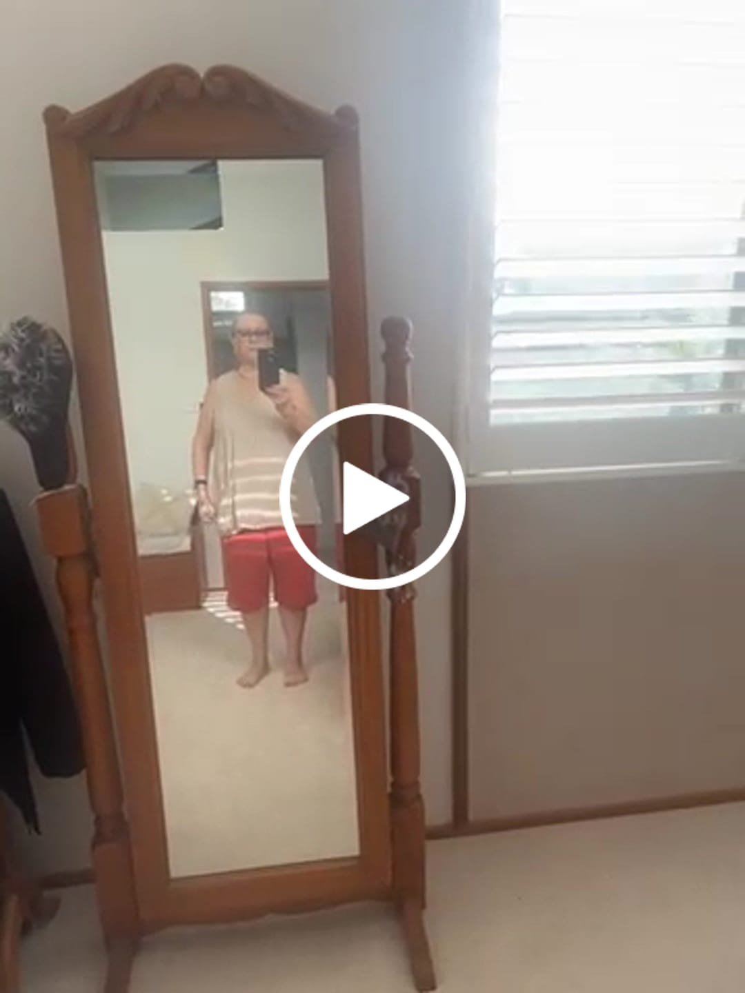 Customer video review of Esmira Top in Latte