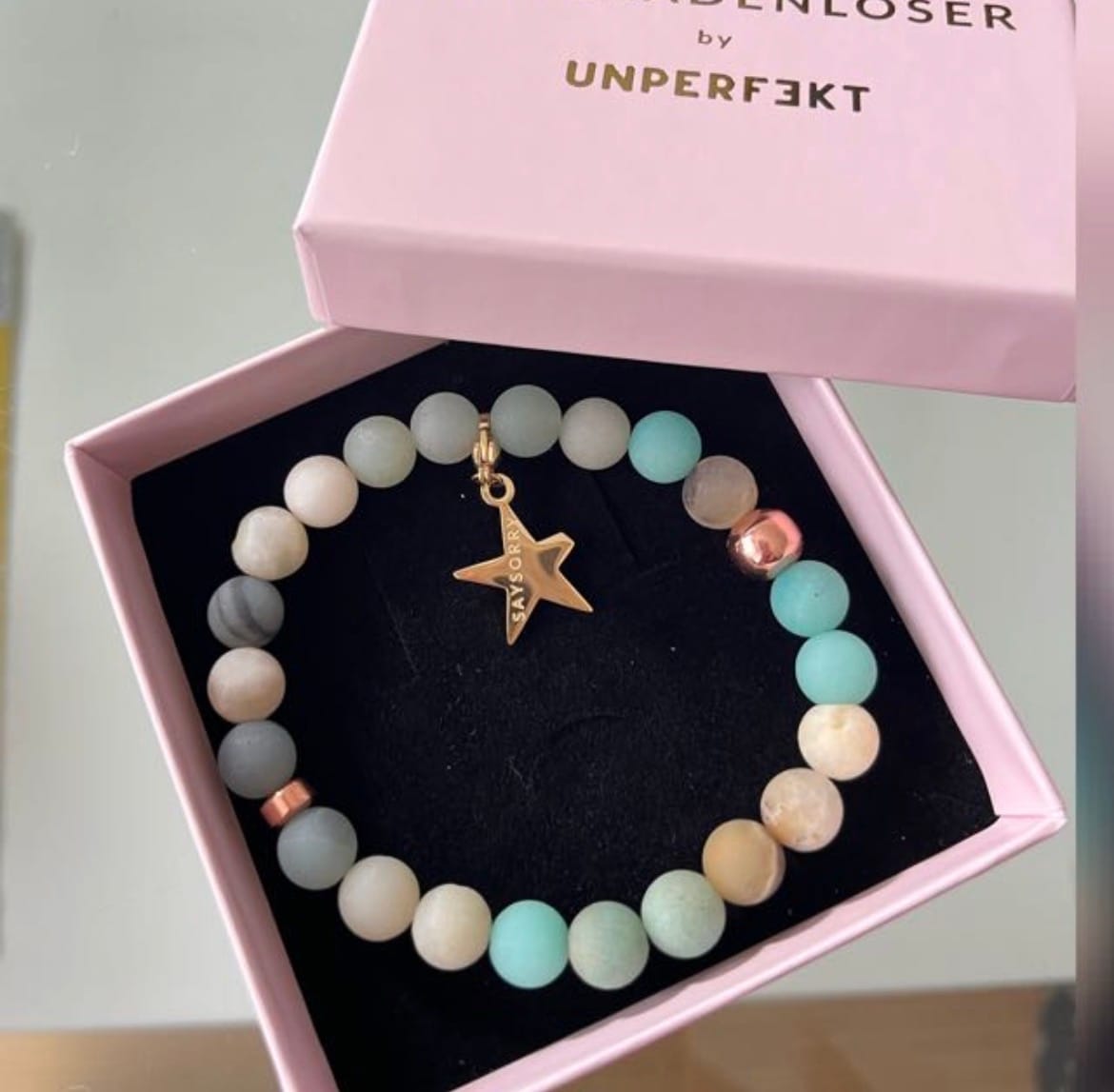 Customer photo review of »Ich glaube an mich« Blockadenlöser-Armband aus echten Amazonitperlen inkl. abgebrochenem Stern