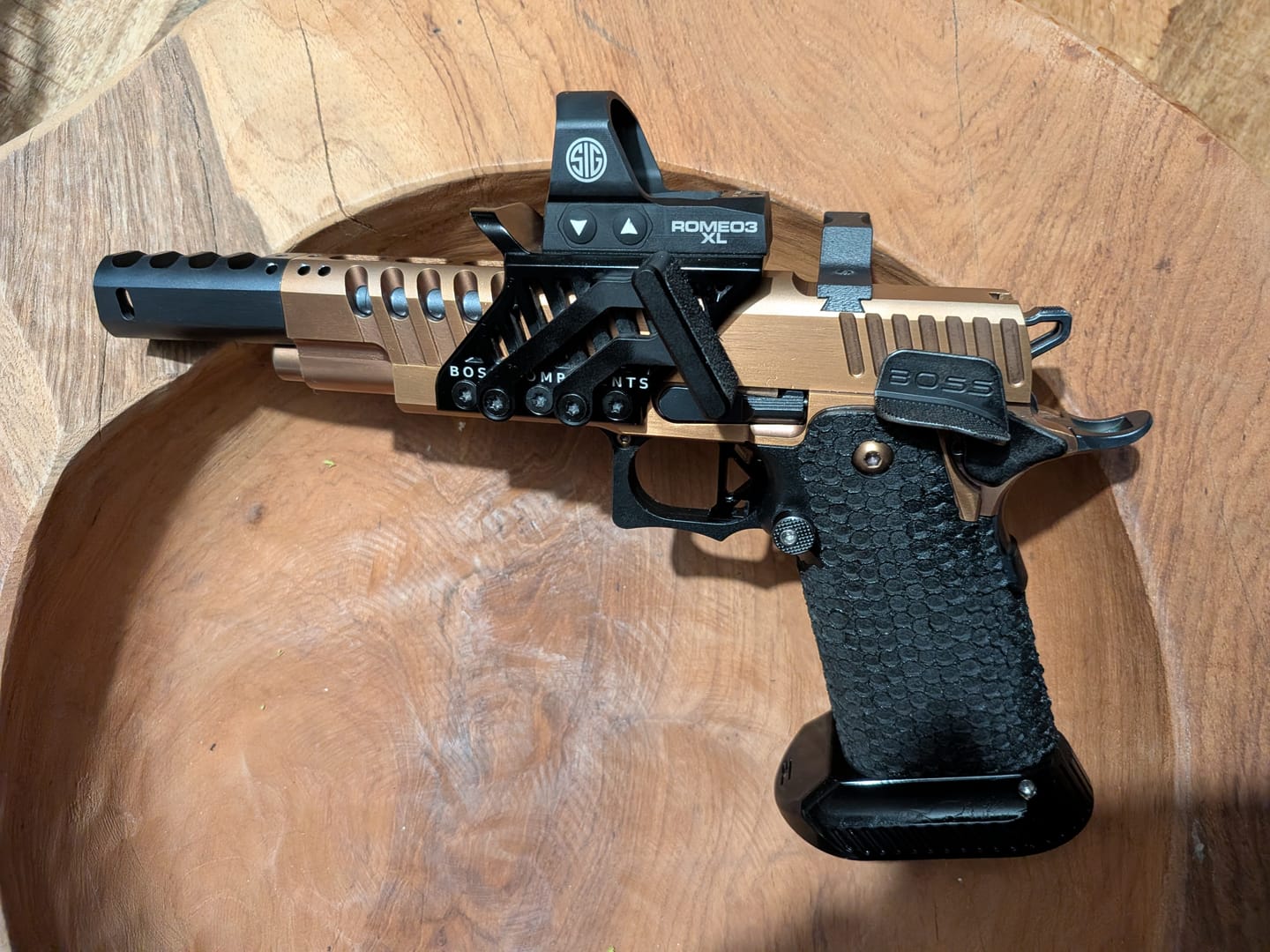 Customer photo review of Extra Wide 1911/2011 Ambidextrous Safeties | One-Piece CNC