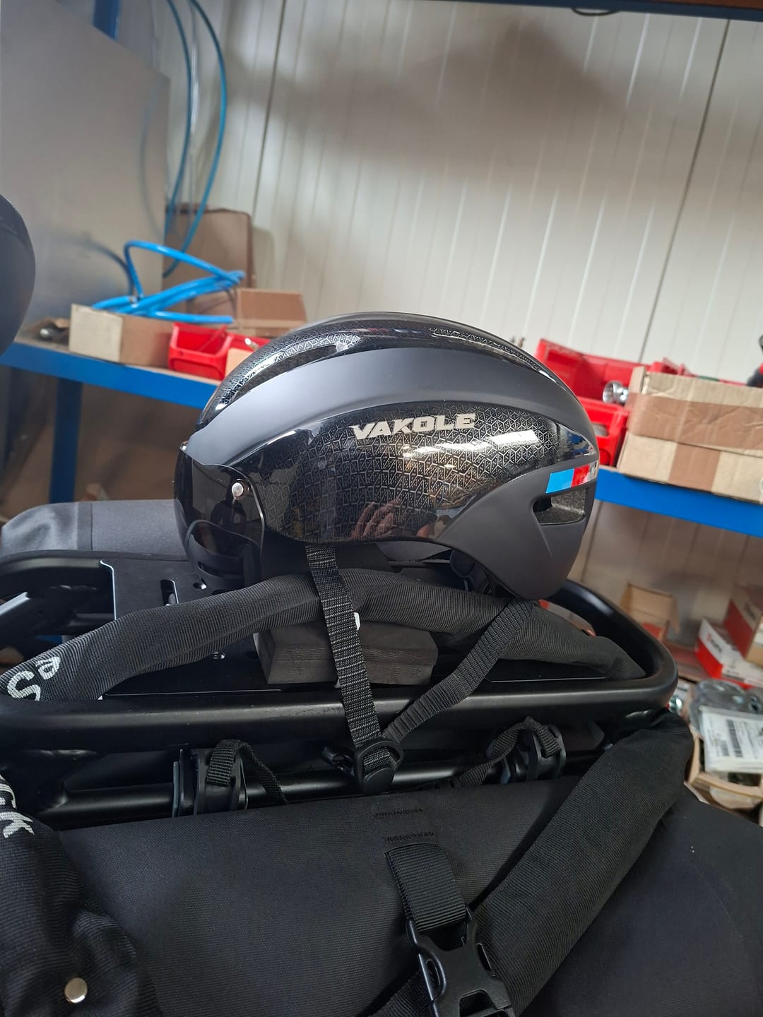 Customer photo review of Vakole Integrally Molded Bicycle Helmet with Magnetic Goggles
