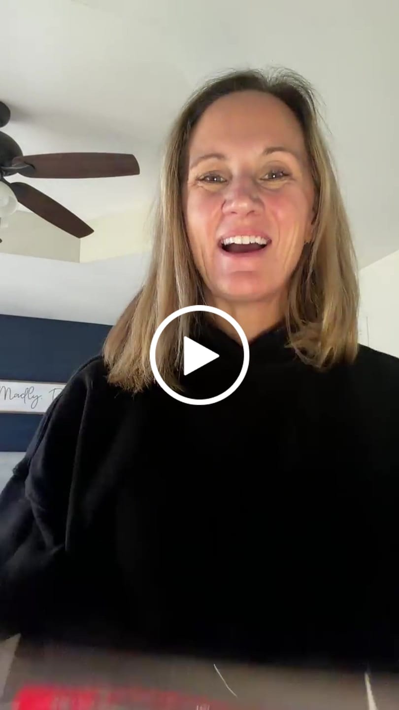 Customer video review of Eway Clark Griswold #00 Christmas Vacation Hockey Jersey (White)