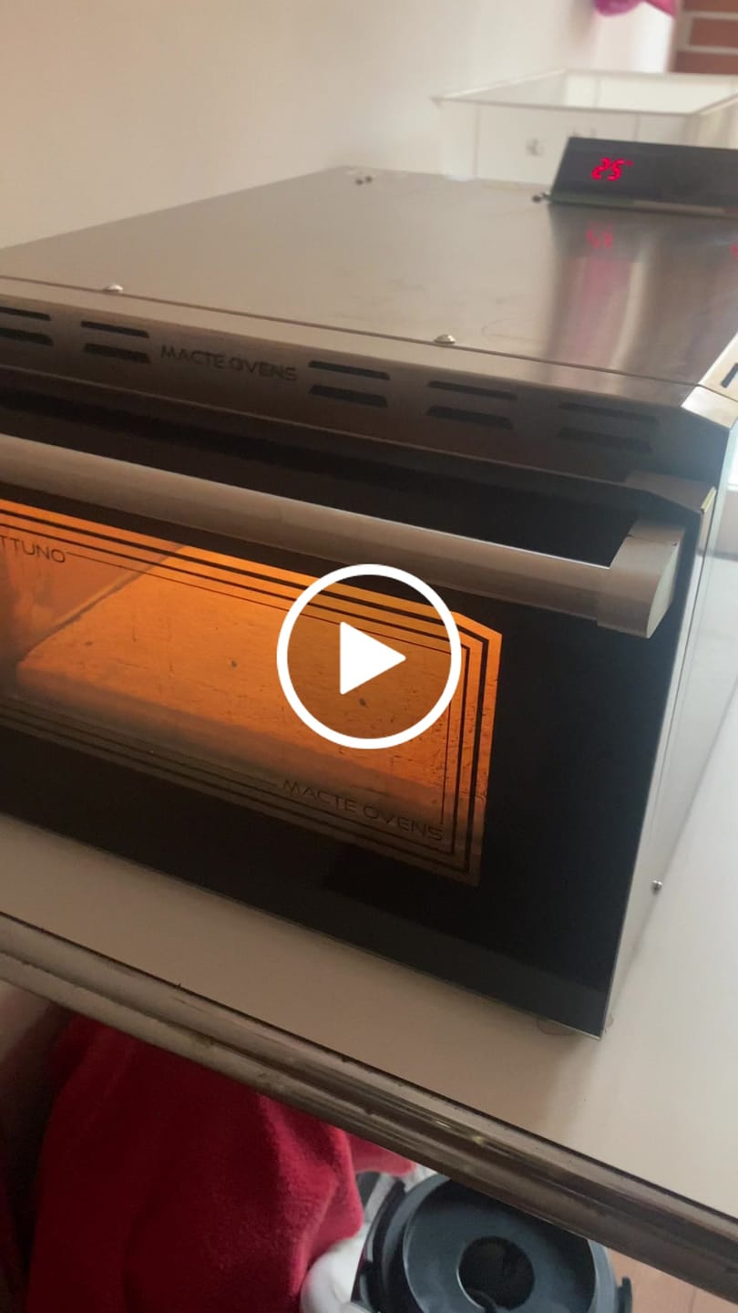 Customer video review of Macte Ovens Nettuno ADVANCED | Forno pizza elettrico
