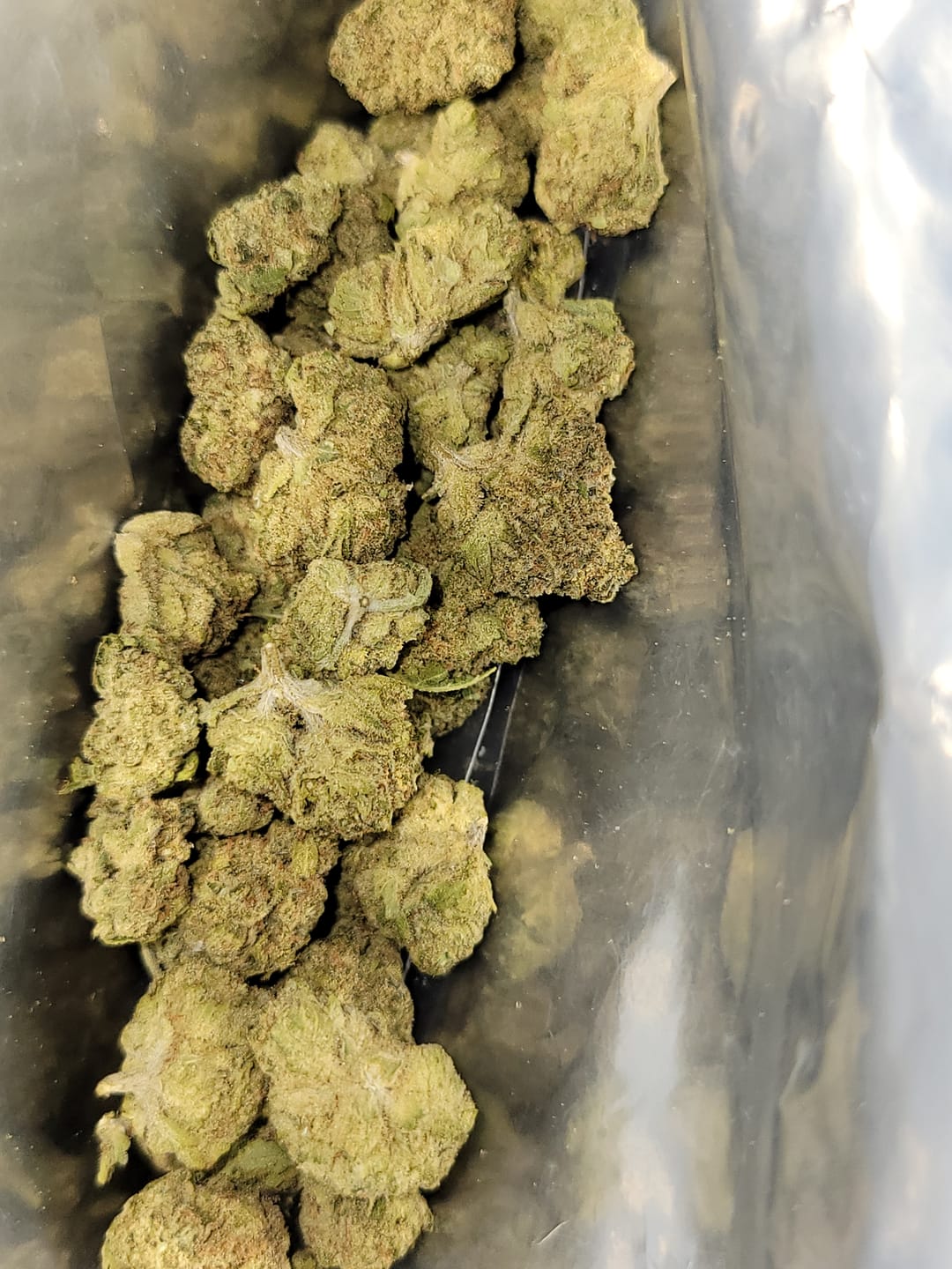 Customer photo review of Light Assist THCA Smalls