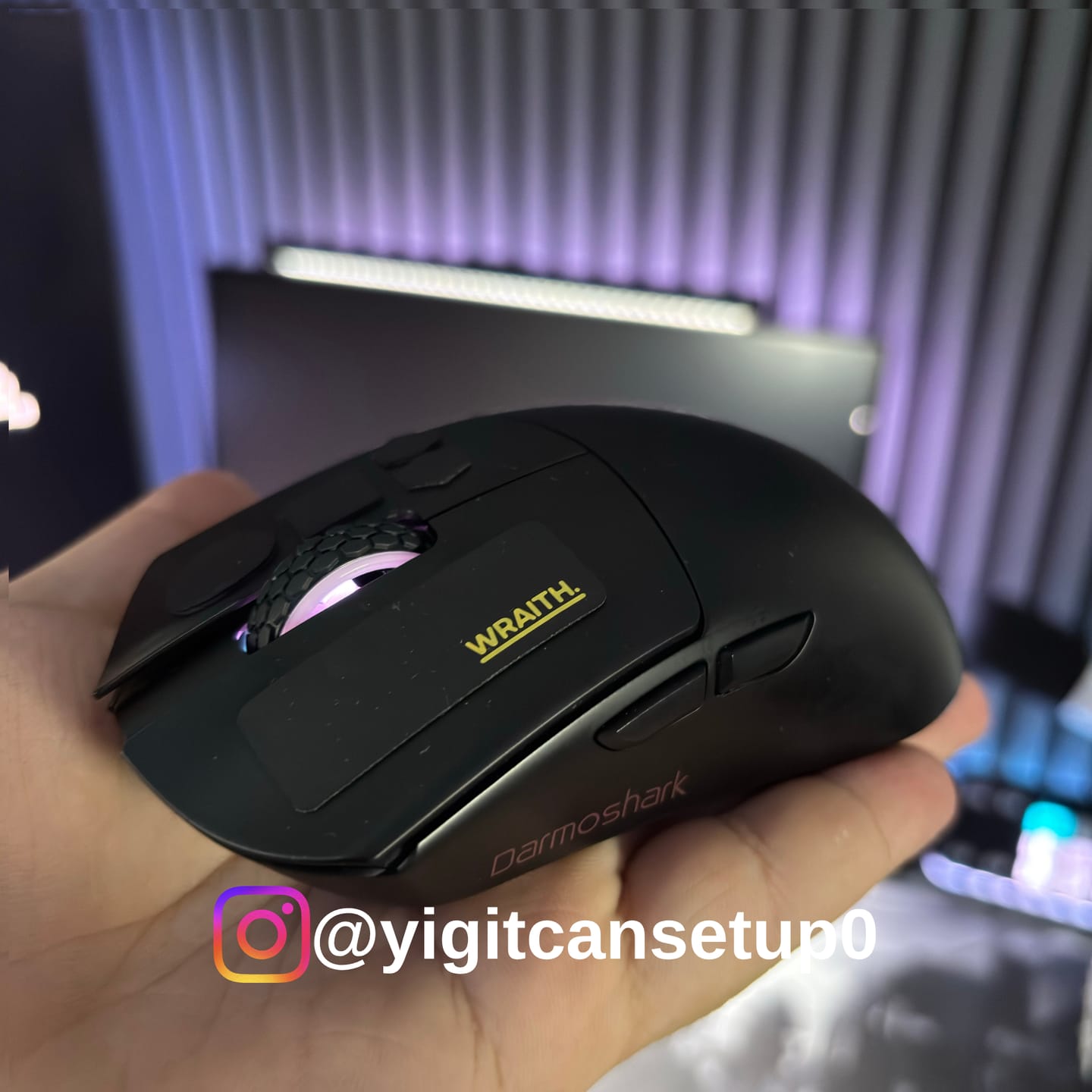 Customer photo review of Darmoshark M3 Pro Max Wireless Mouse
