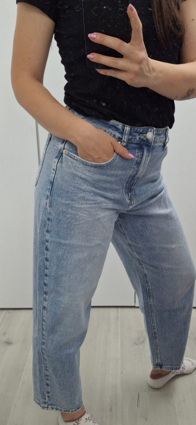 Customer photo review of Jeans street
