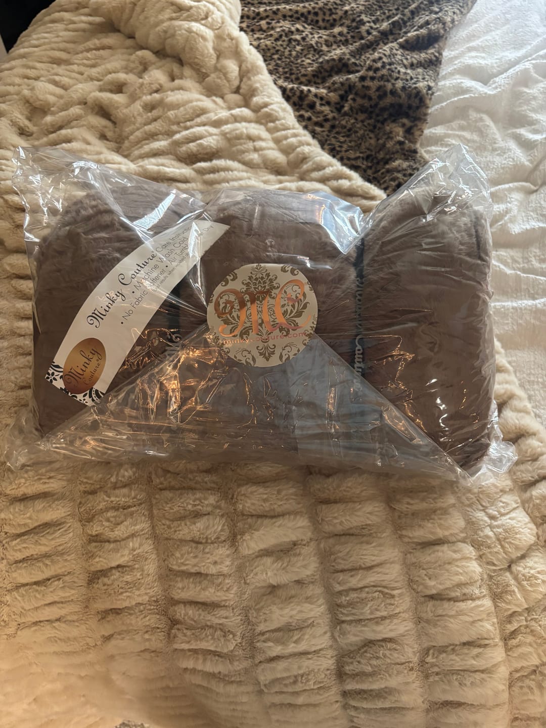 Customer photo review of Hugs Light Mountain Trail Blanket