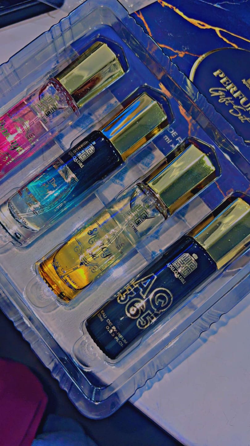Customer photo review of Perfume Gift Set 4 Pcs Premium Perfume Spray