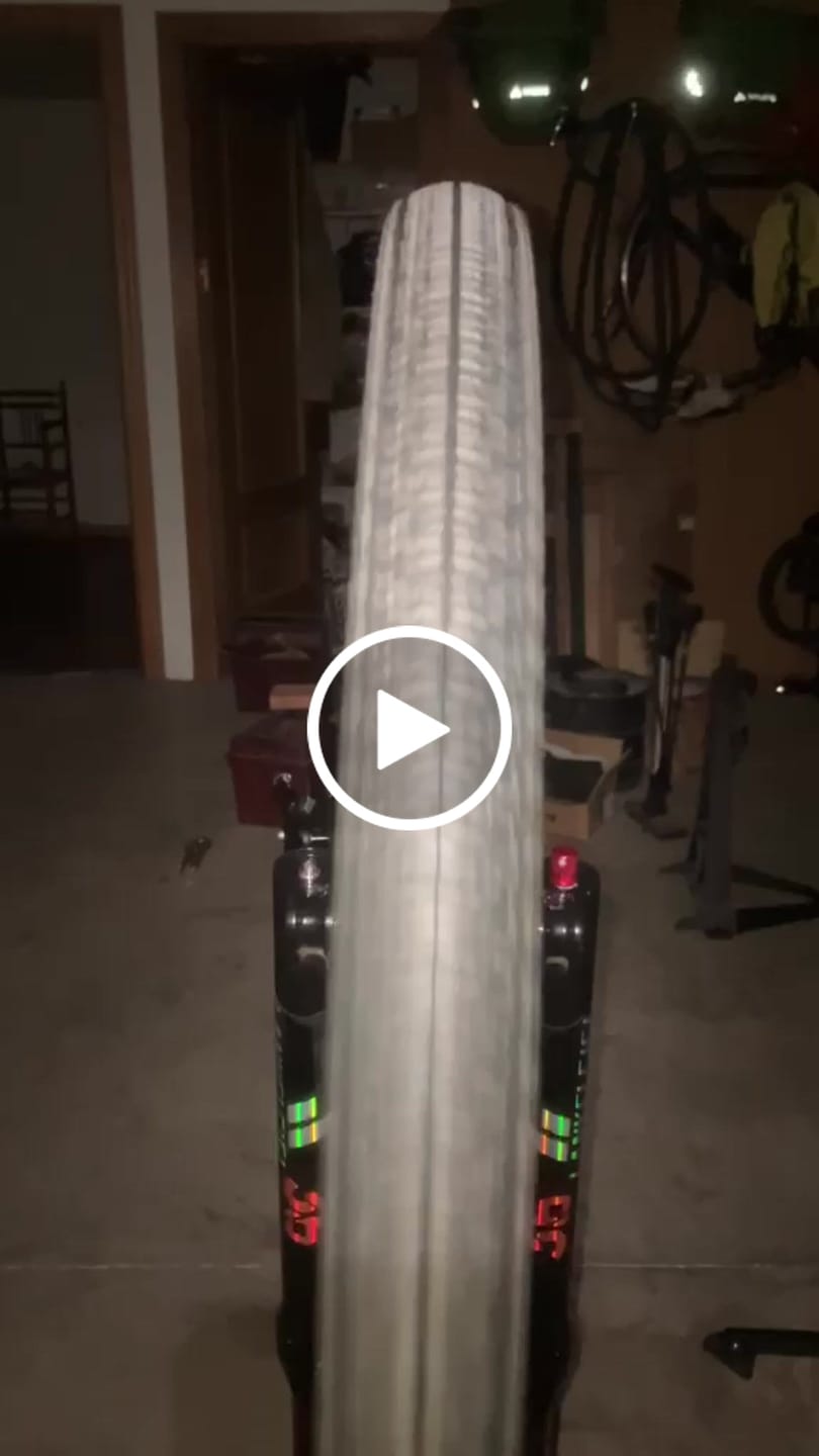 Customer video review of Lankeleisi MG600 Pro 29" Trails E-Mountain Bike 150/130 mm Full Suspension 960Wh EMTB