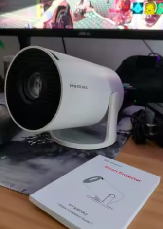 Customer photo review of Comic Book Projector