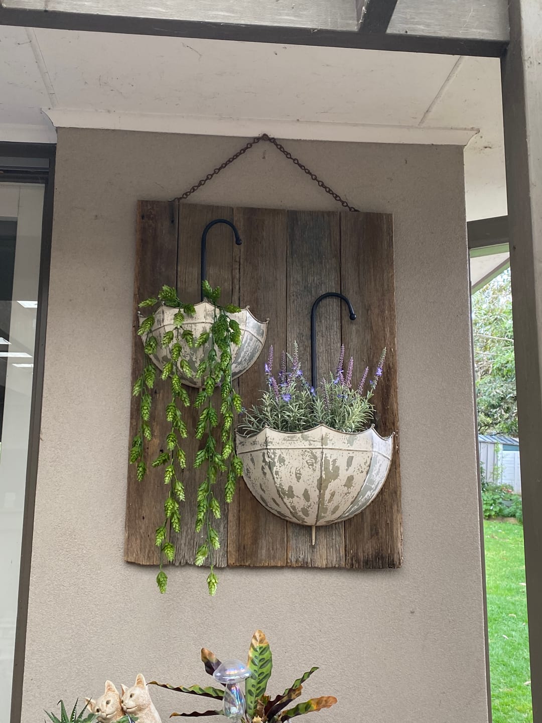 Customer photo review of Parapluie Umbrella Wall Planter Set of 2, Distressed Cream Iron with Black Hook