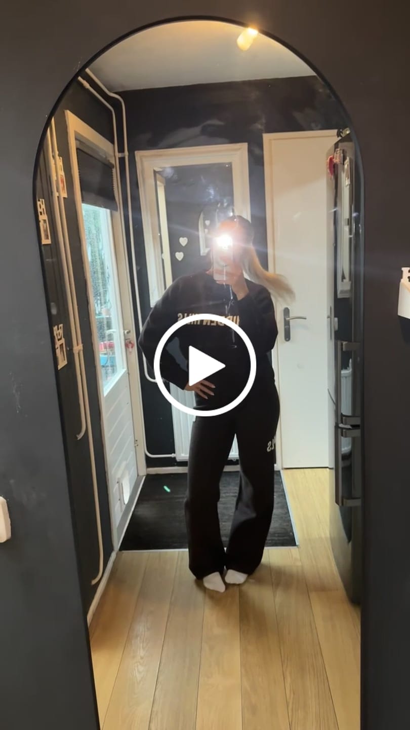 Customer video review of KNIT SWEATPANTS DARK BROWN
