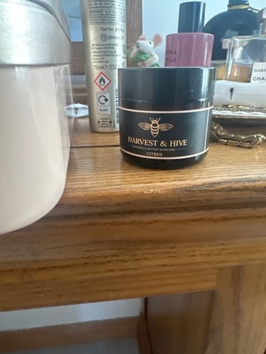 Customer photo review of Harvest & Hive™ Organic Tallow Balm - Made in the UK 🇬🇧
