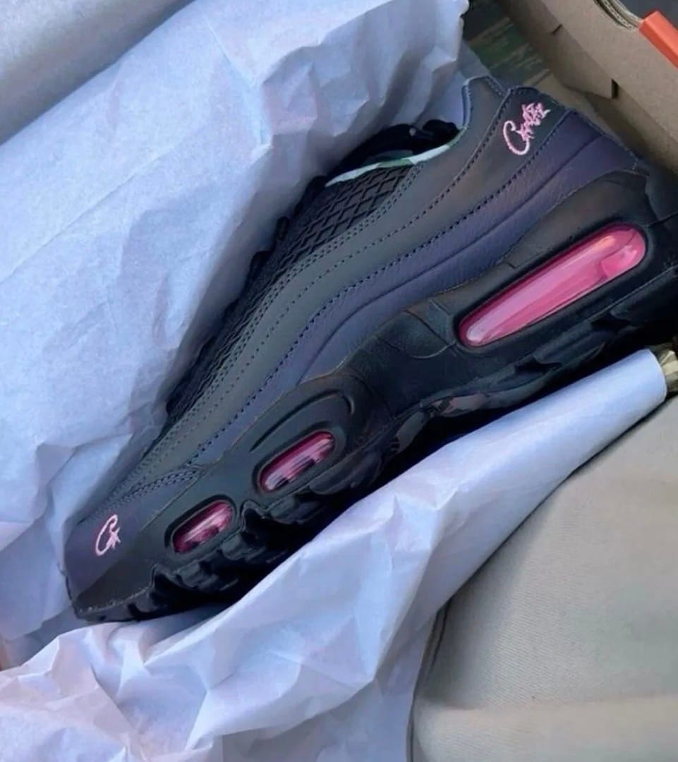 Customer photo review of Nike x Corteiz Air Max 95 SP 'Pink Beam'